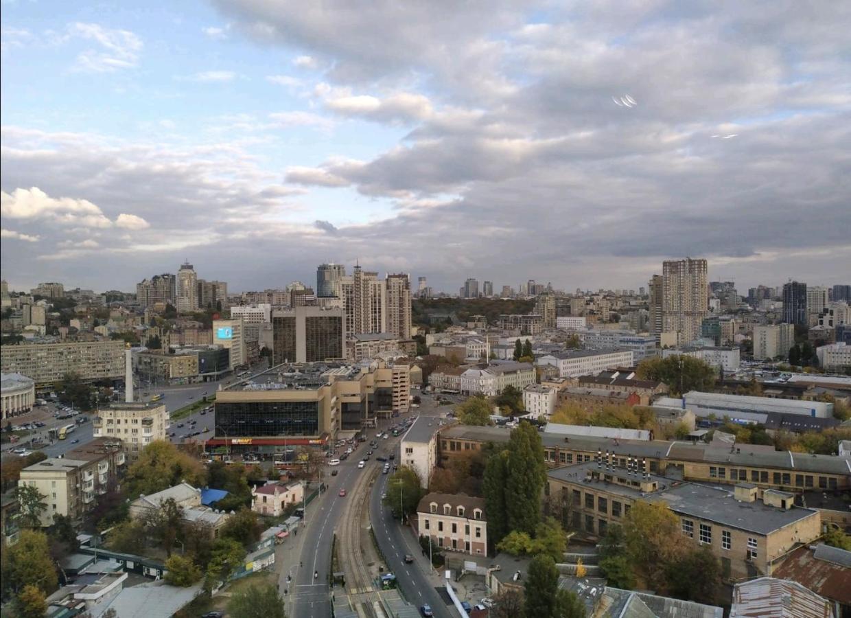 Viktory 5 B, Apartments Kiev Bagian luar foto
